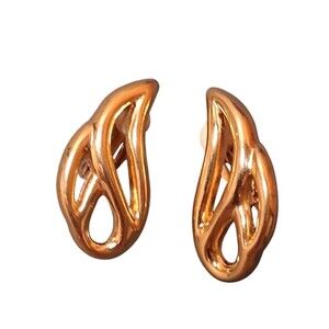 Abstract Leaf Flame Openwork Gold Earrings Clip On